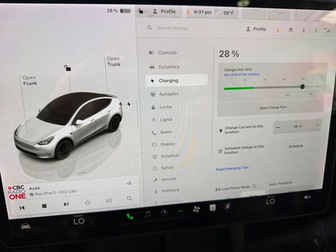 Used 2022 Tesla Model Y Performance image 41