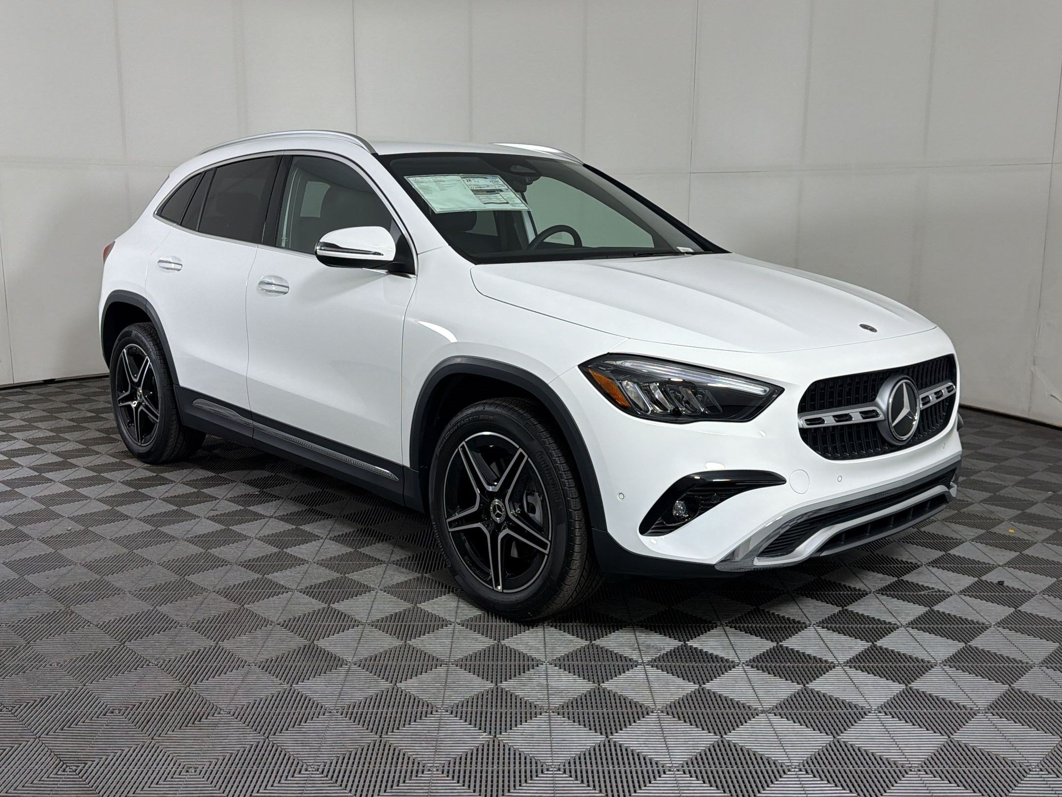 Used 2026 Mercedes-Benz GLA 250 4MATIC image 7