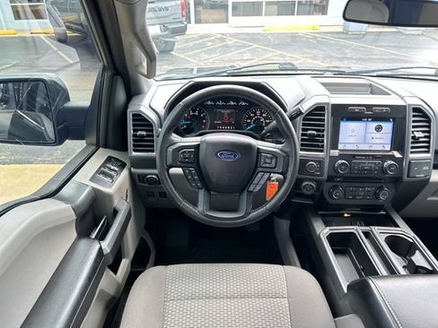 Used 2016 Ford F150 XLT w/ Equipment Group 302A Luxury AWD/4WD image 25