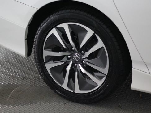 Used 2022 Honda Accord Hybrid image 62