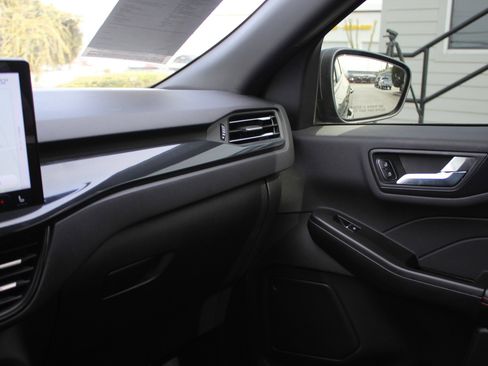 Used 2023 Ford Escape ST-Line w/ Tech Pack #1 image 33