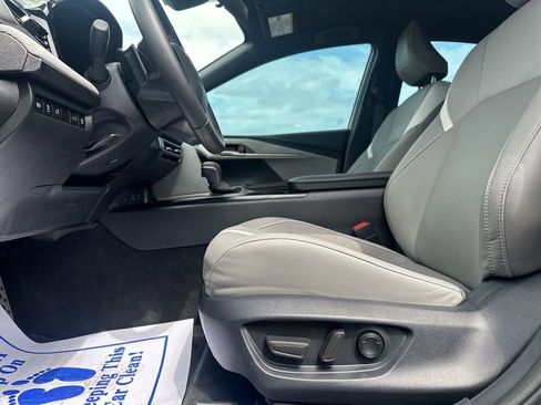 Certified 2025 Toyota Camry SE image 24