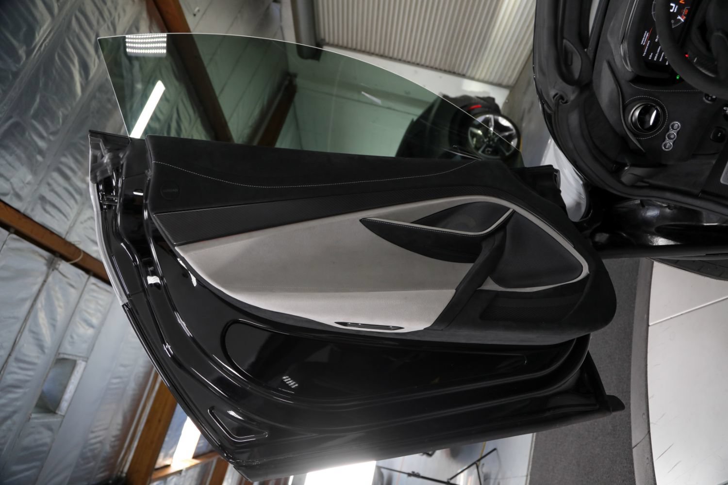 Used 2022 McLaren 765LT RWD image 59
