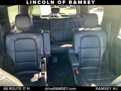Used 2023 Lincoln Navigator Reserve AWD/4WD image 15