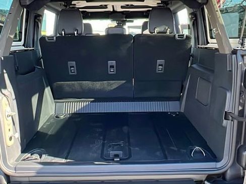 New 2025 Ford Bronco Badlands w/ Sasquatch Package image 12