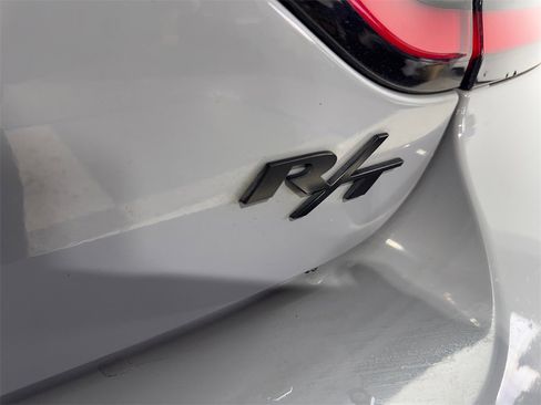 Used 2022 Dodge Charger R/T w/ Blacktop Package image 25