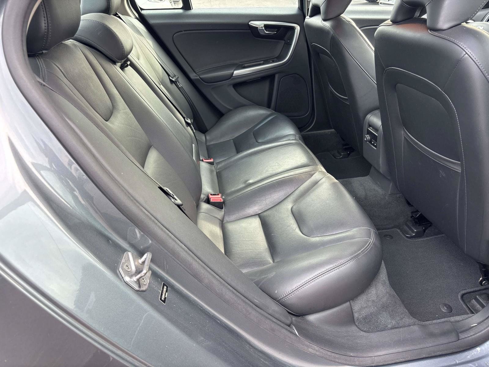 Used 2016 Volvo S60 T5 Premier FWD image 13