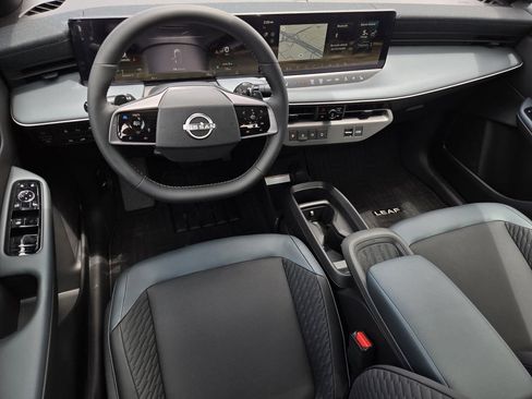 New 2026 Nissan Leaf Platinum+ FWD image 18