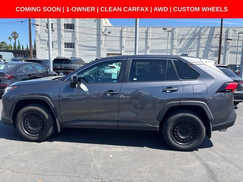 Used 2024 Toyota RAV4 LE AWD/4WD image 7