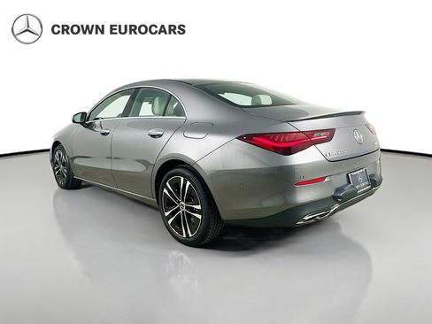Used 2025 Mercedes-Benz CLA 250 4MATIC image 5