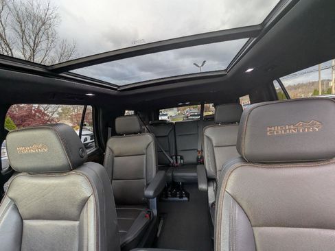 Used 2024 Chevrolet Tahoe High Country image 35