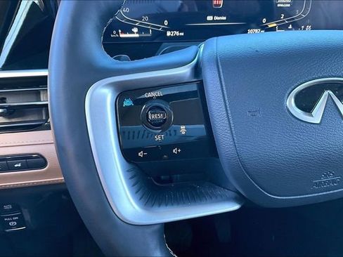 Used 2025 INFINITI QX80 Luxe image 18