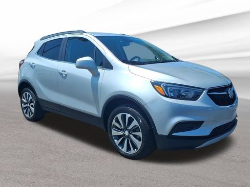 Certified 2022 Buick Encore Preferred w/ Safety Package AWD/4WD image 8