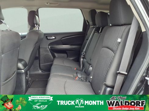 Used 2018 Dodge Journey SE w/ Connectivity Group image 13
