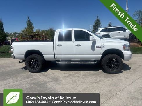 Used 2009 Dodge Ram 2500 Truck Laramie w/ Trailer Tow Group AWD/4WD image 2