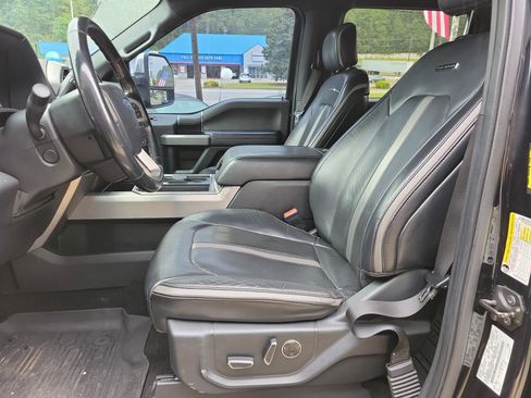 Used 2019 Ford F250 Platinum image 13