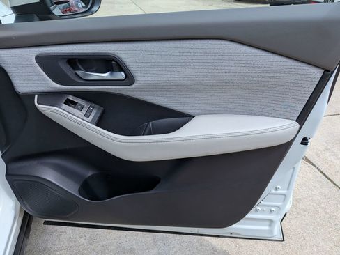 Certified 2023 Nissan Rogue SV AWD/4WD image 33