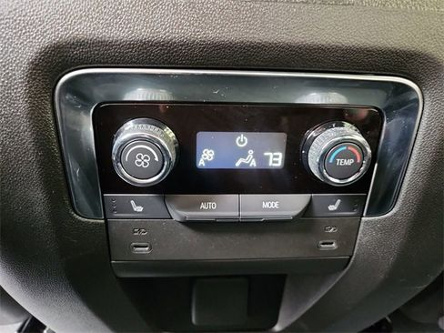 Used 2025 Chevrolet Tahoe High Country image 21