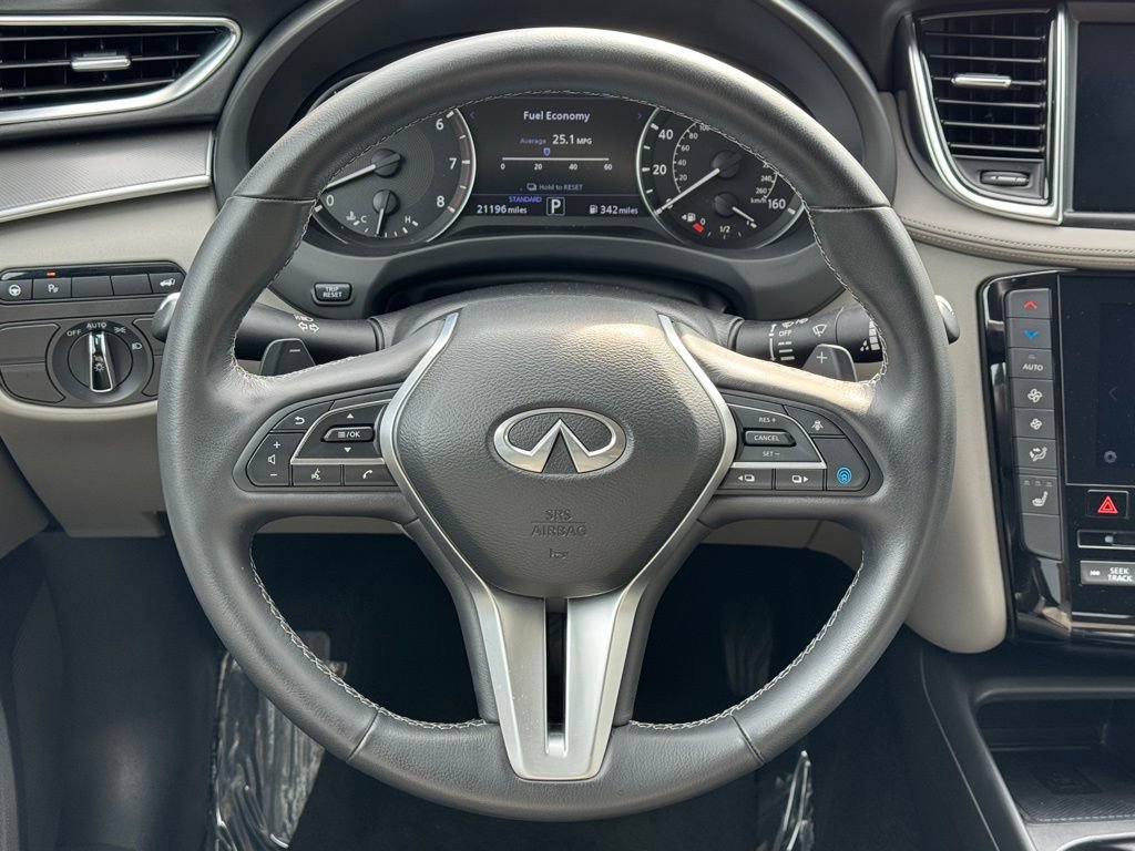 Used 2023 INFINITI QX50 Luxe AWD/4WD image 18