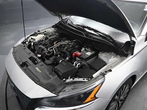 Used 2023 Nissan Altima 2.5 SV FWD image 36