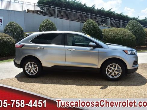 Used 2024 Ford Edge SEL AWD/4WD image 13
