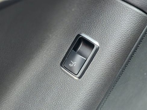 Used 2016 Mercedes-Benz GL 450 4MATIC image 28