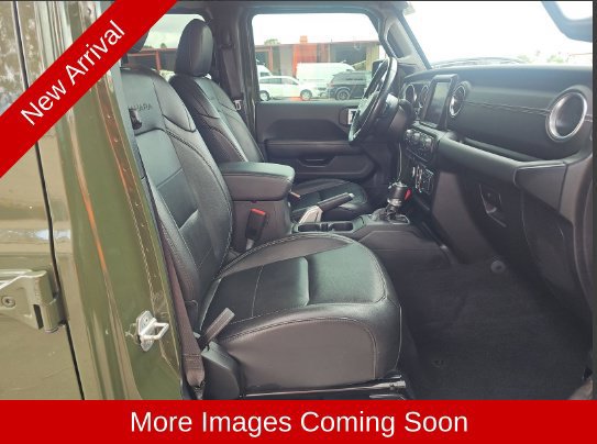 Used 2021 Jeep Wrangler Unlimited Sahara w/ Cold Weather Group AWD/4WD image 17