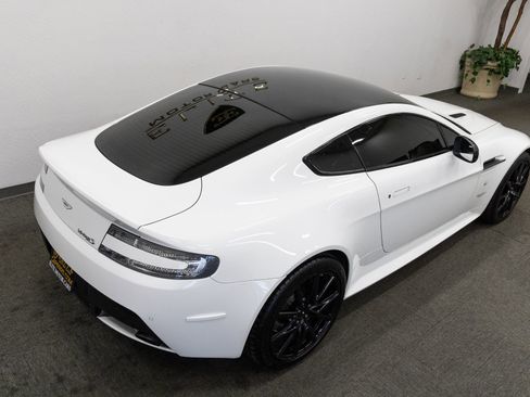 Used 2011 Aston Martin V8 Vantage S RWD image 24