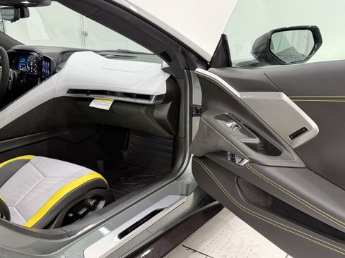 Used 2022 Chevrolet Corvette Stingray Premium Cpe RWD image 25