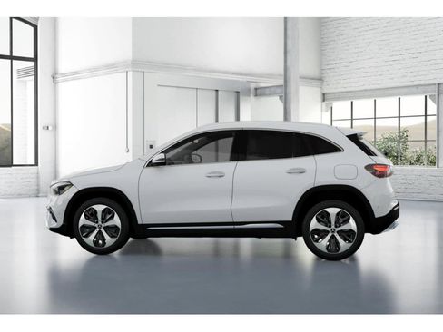 Used 2026 Mercedes-Benz GLA 250 image 32