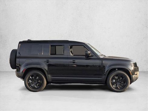 Used 2026 Land Rover Defender 110 S AWD/4WD image 5