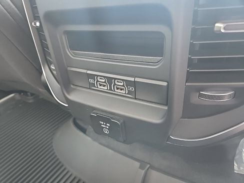 Used 2026 RAM 1500 Big Horn AWD/4WD image 97
