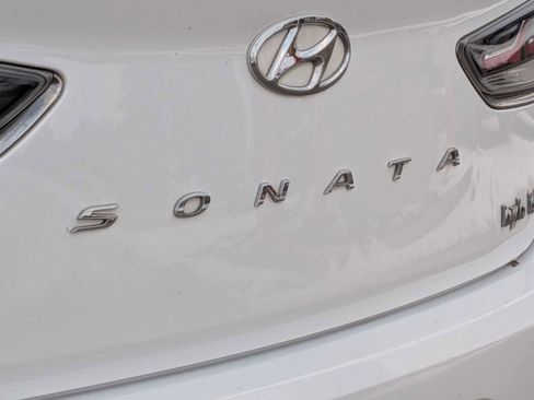Used 2019 Hyundai Sonata Limited image 13