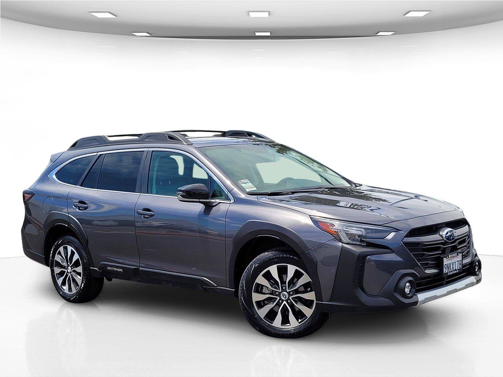 Used 2025 Subaru Outback Limited XT AWD/4WD image 2
