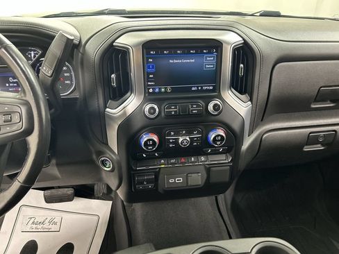 Used 2021 GMC Sierra 1500 SLE w/ X31 Off-Road Package AWD/4WD image 18