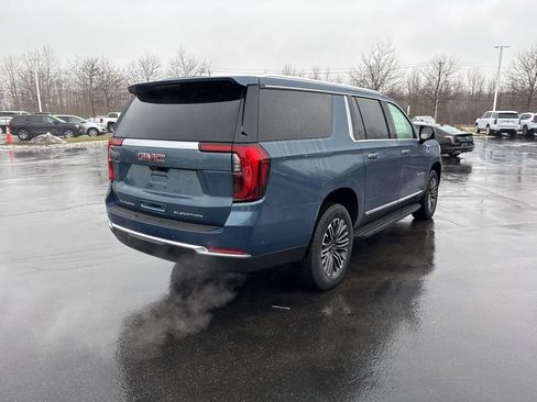 New 2026 GMC Yukon XL Elevation w/ Elevation Premium Package image 3