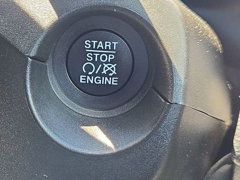 Used 2020 Jeep Compass Limited AWD/4WD image 21