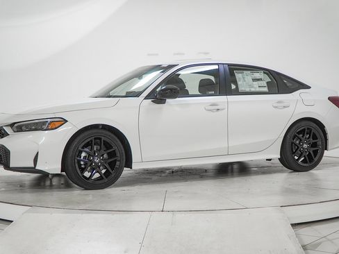 New 2026 Honda Civic Sport image 4