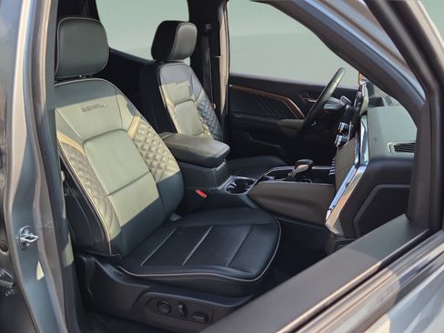 Certified 2023 GMC Canyon Denali AWD/4WD image 15