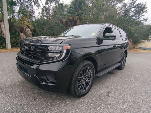 New 2026 Ford Expedition Platinum w/ Stealth Appearance Package image 9