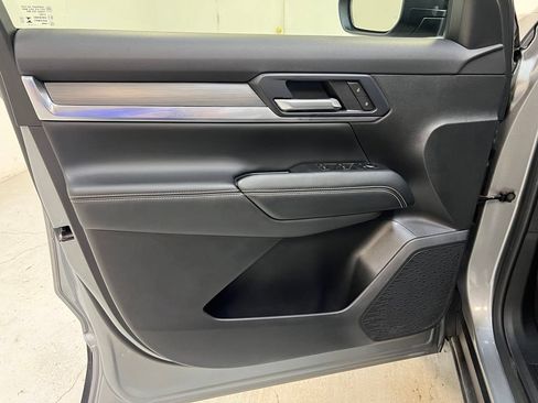 Used 2025 GMC Terrain Elevation FWD image 14