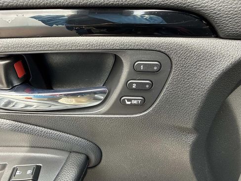Used 2019 Honda Pilot Touring image 26