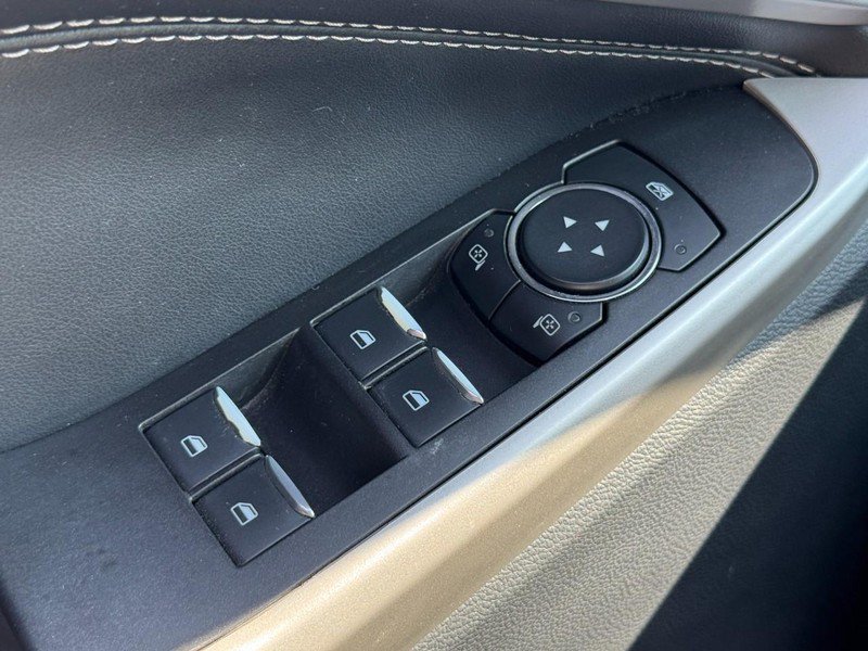 Used 2021 Ford Explorer XLT w/ Equipment Group 202A AWD/4WD image 23