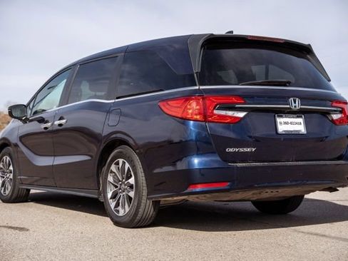 Used 2024 Honda Odyssey EX-L image 7
