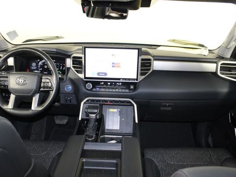 Used 2023 Toyota Tundra Limited image 13