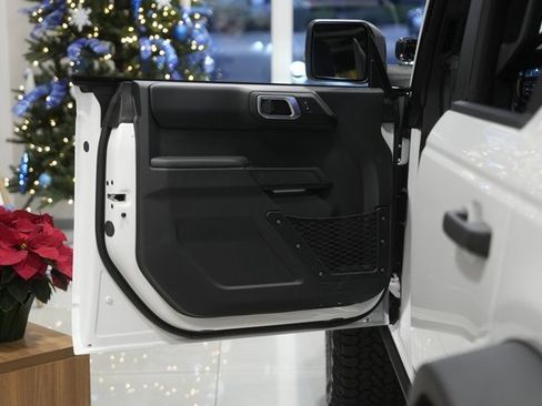 New 2025 Ford Bronco Badlands image 29