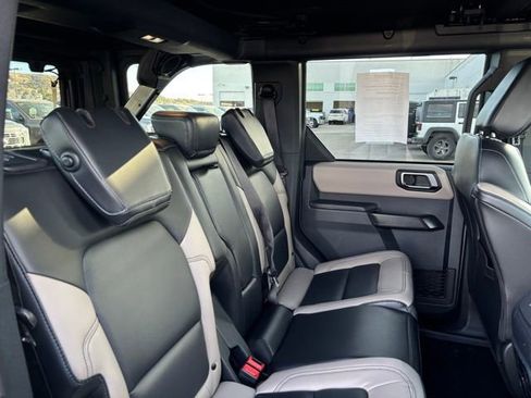 Certified 2024 Ford Bronco Wildtrak image 22