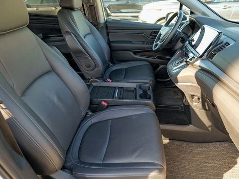 Used 2023 Honda Odyssey EX-L image 37