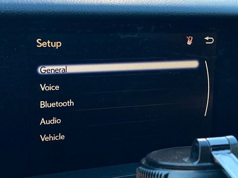 Used 2016 Lexus IS 200t RWD image 21