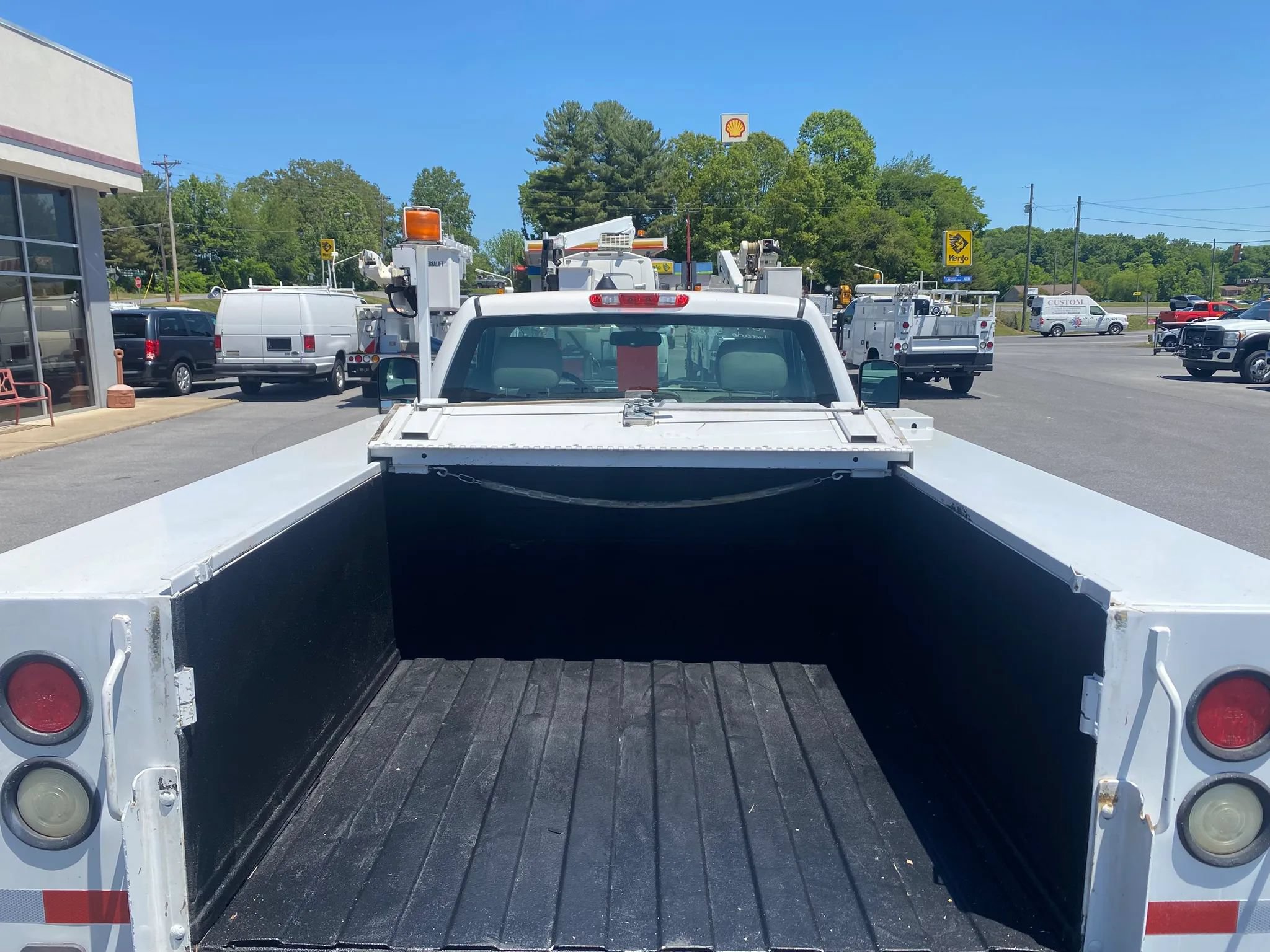 Used 2014 Chevrolet Silverado 3500 W/T RWD image 25